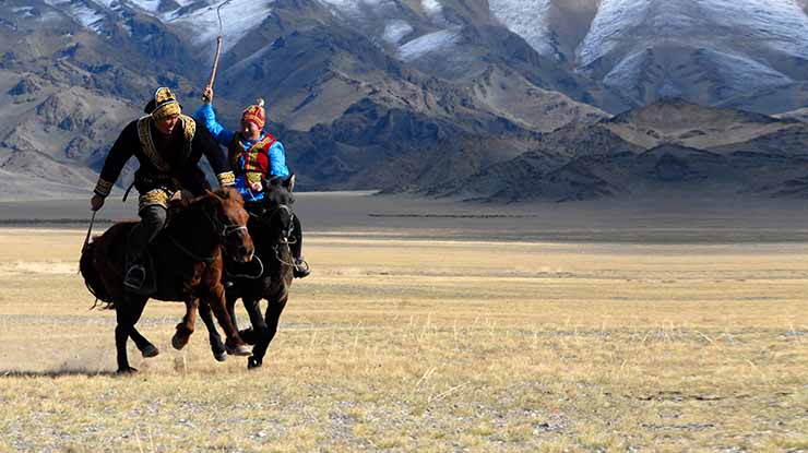 GOLDEN EAGLE FESTIVAL TOUR