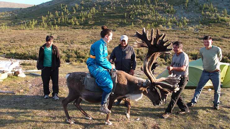 TSAATAN REINDEER HERDERS TOUR