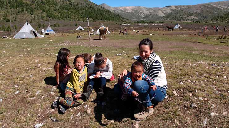 TSAATAN REINDEER HERDERS TOUR