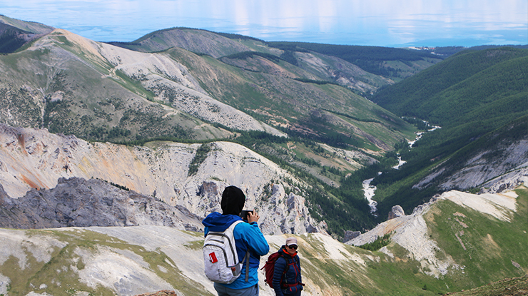 HORSE RIDE TO TSAATAN & TREK TO KHUVSGUL LAKE