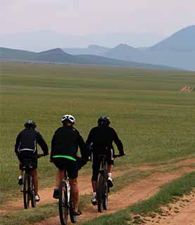 BULGAN MOUNTAIN BIKE TOUR