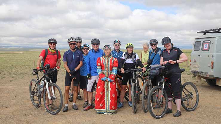GOBI DESERT CYCLING TOUR