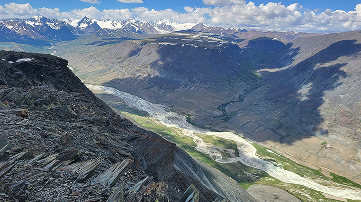 TAVAN BOGD TREKKING TOUR