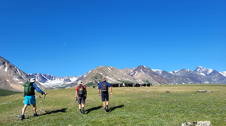 TAVAN BOGD TREKKING TOUR