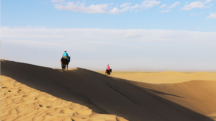 The Mongol Els dunes